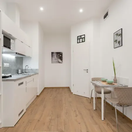 Apartman Holidays Downtown *