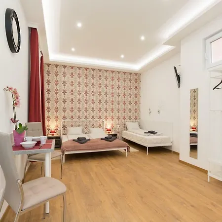 Holidays Downtown Apartman
